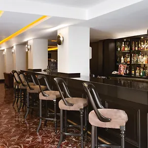5* Otel Crowne Plaza - Old By Ihg
